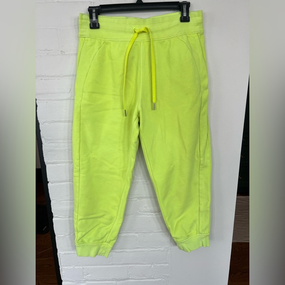 Lululemon Scuba Cropped Neon Yellow Jogger Pants - 8 - Picture 2 of 5